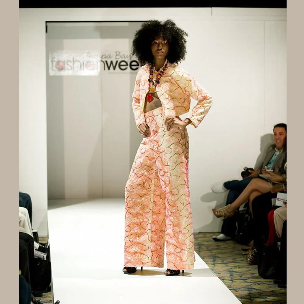 TWO-PIECE ENSEMBLE PANT SUIT - Picture 11 of 14